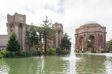  Keşif Merkezi ve Güzel Sanatlar Sarayı, Presidio, California
