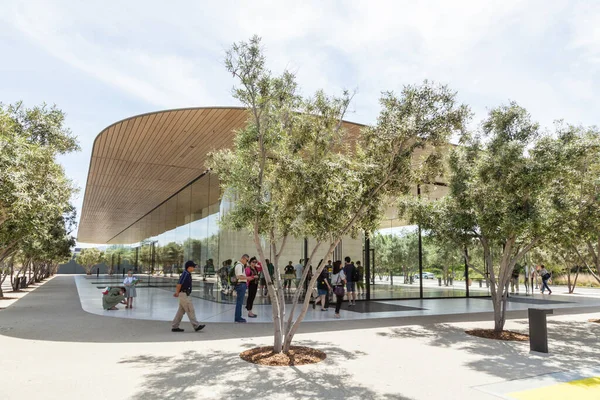 Het Nieuwe Moderne Apple Park Bezoekerscentrum Cupertino Silicon Valley — Stockfoto