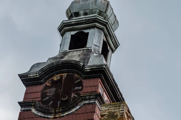 旧教堂塔 — 图库照片