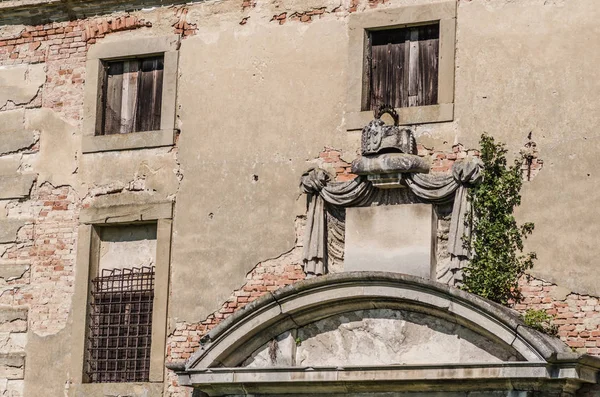 Kale bina Manzaralı