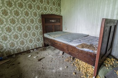 saman ile eski yatağı