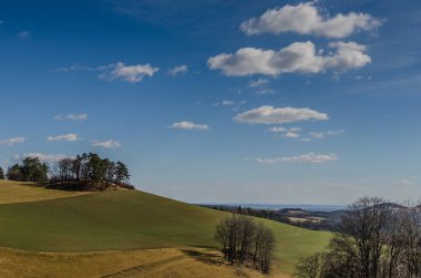 Hill yatay, gökyüzü