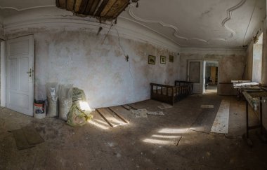 terk edilmiş oda Yatak manzara