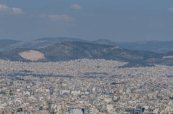 Cidade densamente povoada de Atenas — Fotografia de Stock