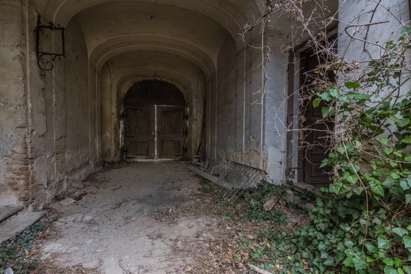 Zona de entrada en un castillo — Foto de Stock