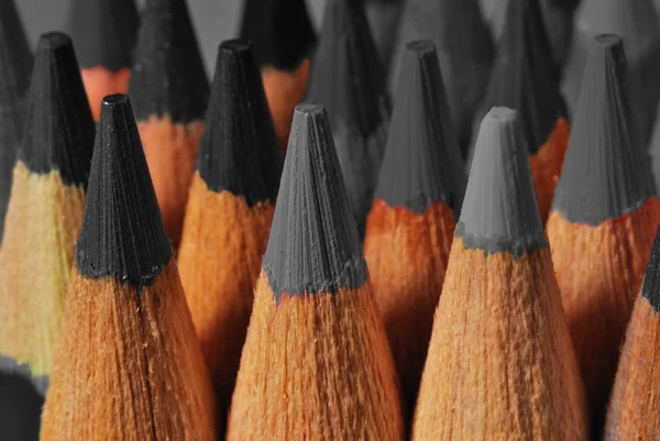 Серые карандаши — стоковое фото