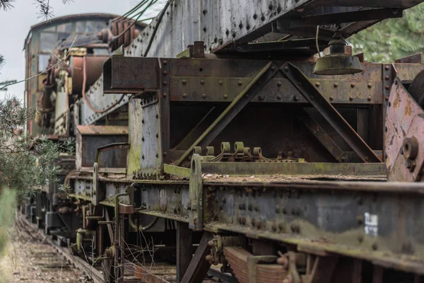 Vista detallada de un viejo tren oxidado — Foto de Stock