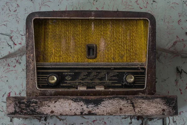 Vacker gammal radio närbild — Stockfoto