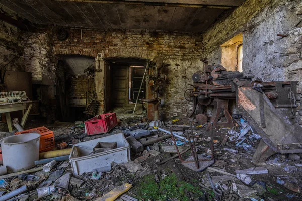 Atelier en pierres d'une ancienne ferme — Photo