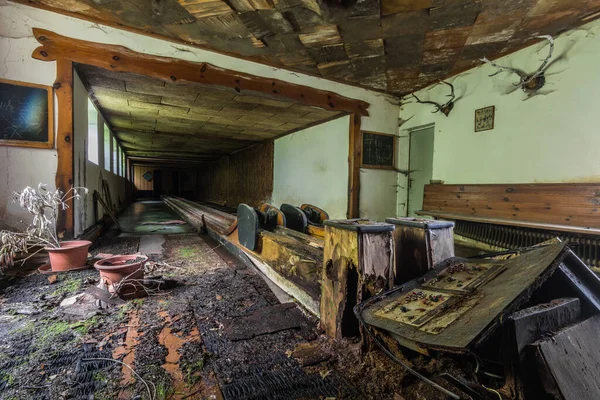 Velha Pista Bowling Demolida Numa Estalagem Abandonada — Fotografia de Stock