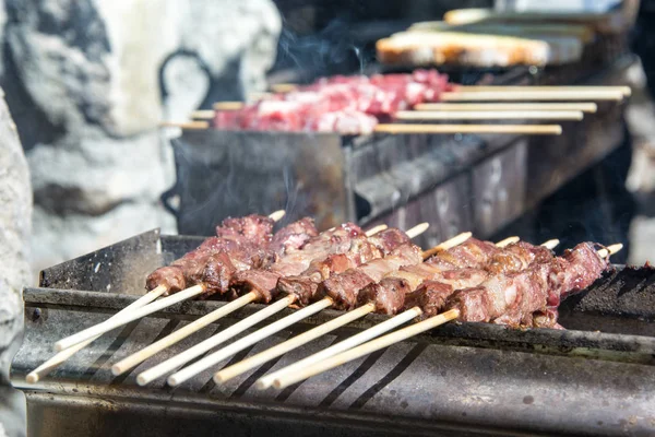 Arrosticini ızgara