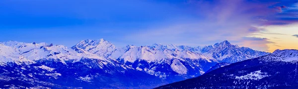 Swiss mountains at sunrise, Diableretes and Jungfrau - Swiss Alp — Stock Photo, Image