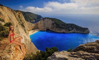 Navagio plaj gün batımı, Zakynthos Island, Yunanistan