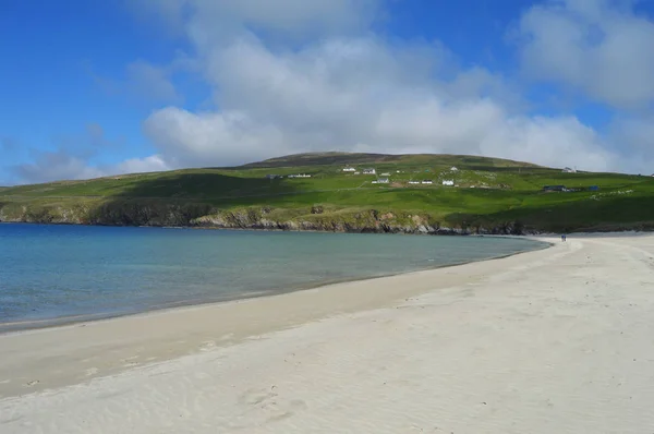 Shetland Adaları plajda Spiggie Loch