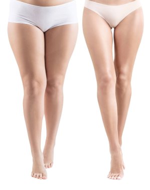 Zayıflamadan önce ve sonra kadın bacakları.