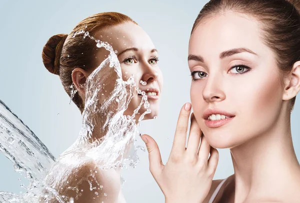 Collage de mujeres hermosas en salpicaduras de agua . —  Fotos de Stock