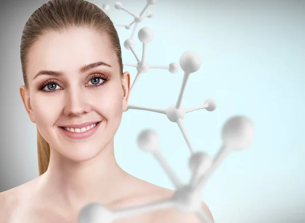 Mujer joven con gran cadena de moléculas blancas . —  Fotos de Stock