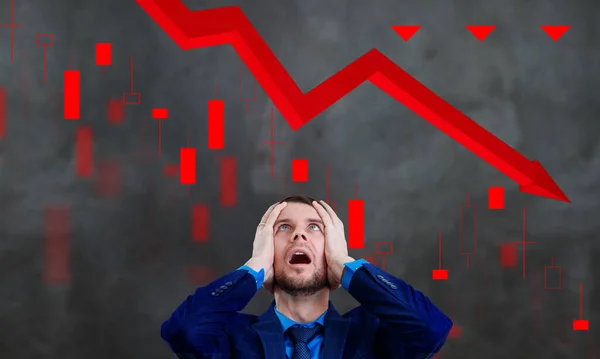 Businessman grabs the head because the stock markets collapsed. — Stock Photo, Image