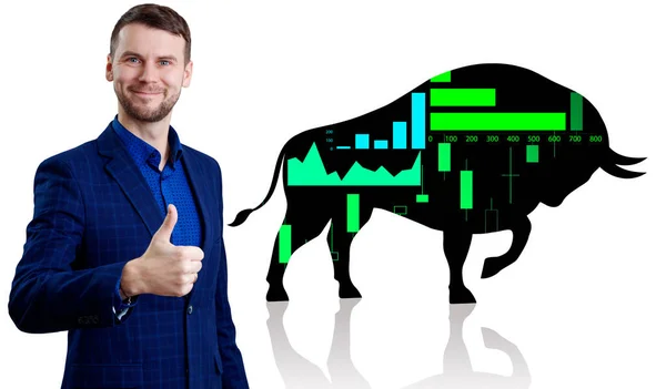 Бизнесмен рядом с черным силуэтом финансовой иконой быка . — стоковое фото