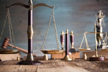 Hukuk ve adalet Tema