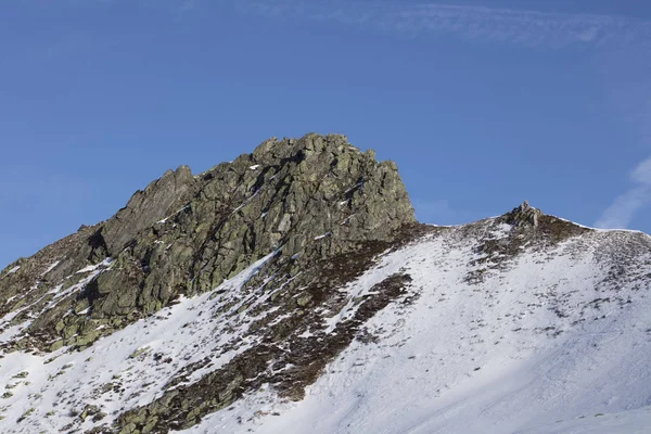 Winter in de Alpen - het paradijs voor skiër — Stockfoto