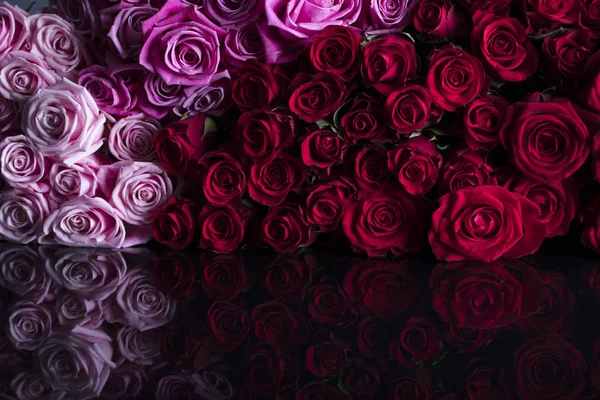 五彩缤纷的玫瑰束 — 图库照片