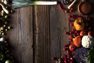 baharat ve sebzeler.