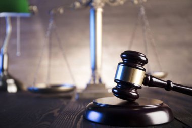 Hukuk ve adalet Tema