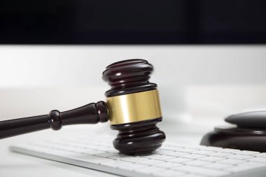 Modern hukuk kavramı.