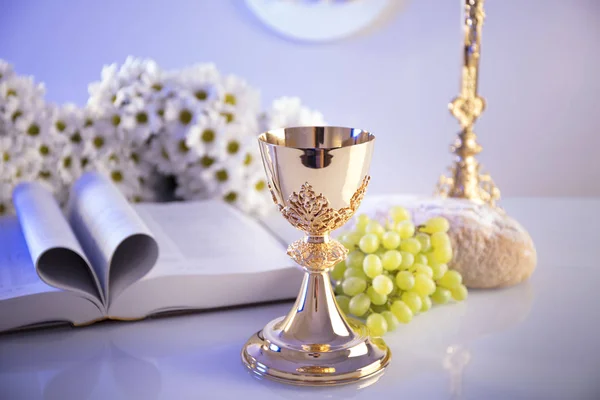 Première Communion. Thème religion catholique . — Photo