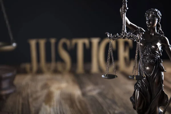 Symboles de droit et justice . — Photo