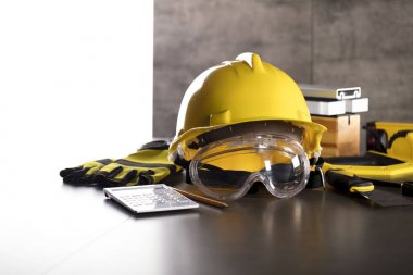 İnşaat Tema ve kavram.