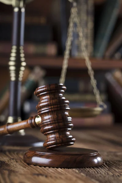 Fondos de computadora del abogado | Símbolo del derecho en el