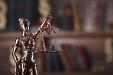 Hukuk sembolü - Themis.