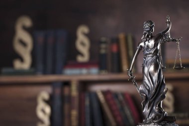 Hukuk sembolü - Themis.