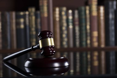 Hukuk Tema Kortu Kütüphane.