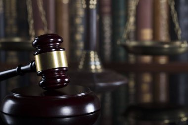 Hukuk Tema Kortu Kütüphane.