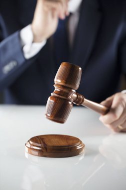 Açık artırma ve iş kavramı.  