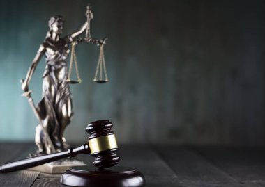 Bir avukat kavramı ile istişare. 