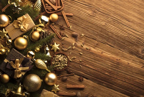Regalos y decoraciones de Navidad . —  Fotos de Stock