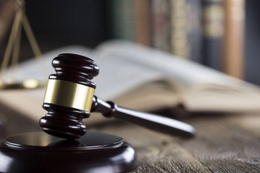 Hukuk Tema - yargıç kavramı. 