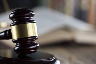 Hukuk Tema - yargıç kavramı. 