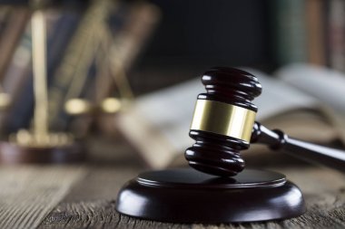 Hukuk Tema - yargıç kavramı. 