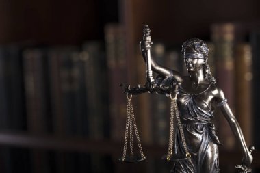 Hukuk Tema - yargıç kavramı.