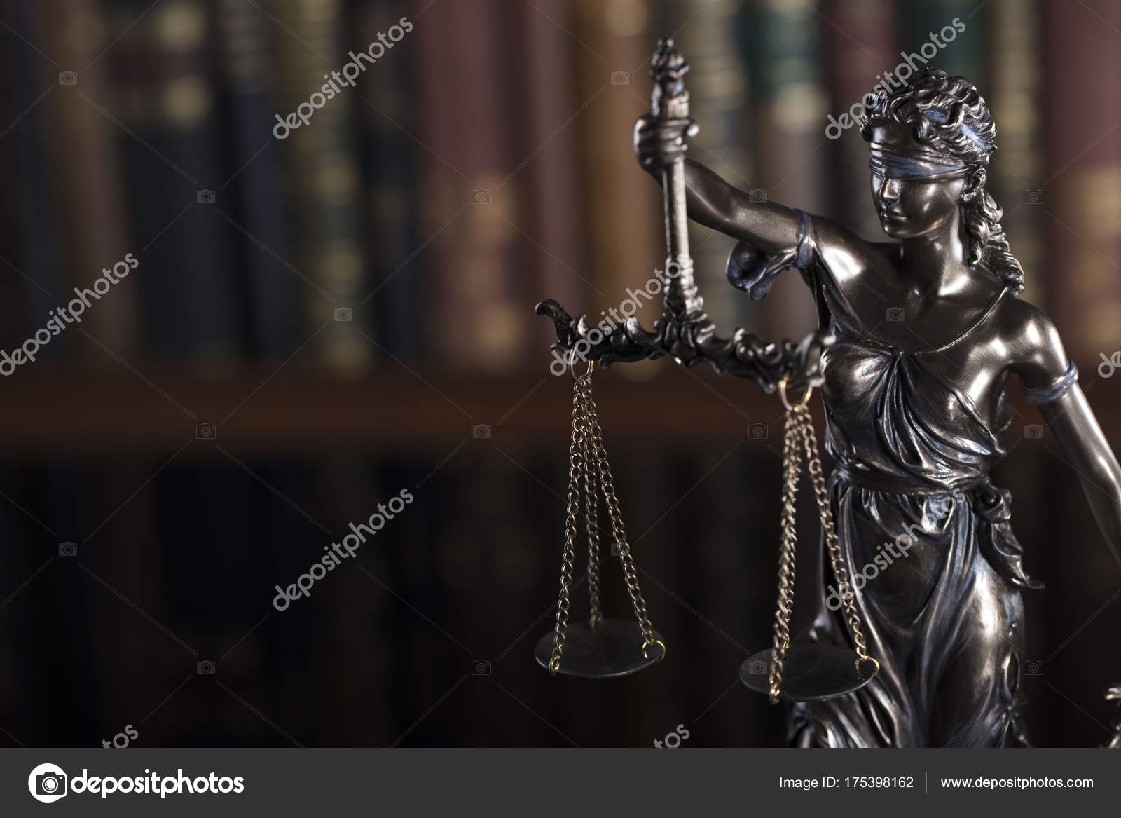 Law Concept Statue Justice Old Court Library — Stock Photo