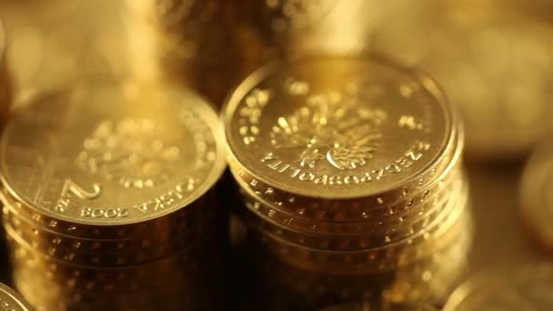 Empilement de pièces, concept d'argent. Dolly shot .