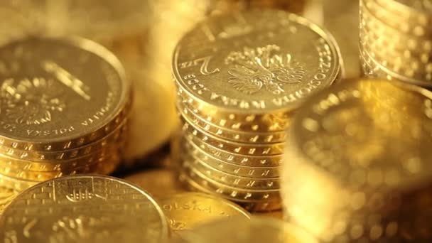 Empilement de pièces, concept d'argent. Dolly shot .