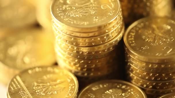 Empilement de pièces, concept d'argent. Dolly shot .