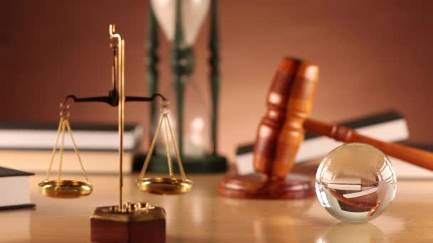 Θέμα Νόμου Και Της Δικαιοσύνης Νόμος Σύμβολα Shot Κουκλίτσα — Αρχείο Βίντεο