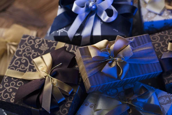 Presenteert Blauw Goud Esthetiek Rustieke Houten Tafel Plaats Voor Tekst — Stockfoto